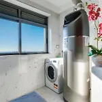 Apartmán Skyview 2br With Balcony And Garage Porto