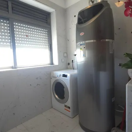 דירה Skyview 2br With Balcony And Garage פורטו