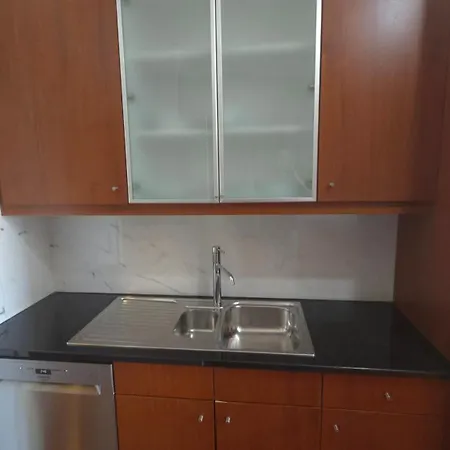 Skyview 2br With Balcony And Garage דירה פורטו