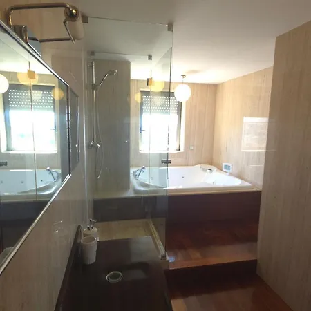 Skyview 2br With Balcony And Garage * פורטו