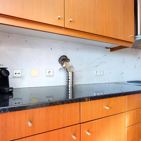 アパート Skyview 2br With Balcony And Garage ポルト