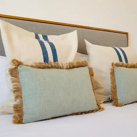 Skyview 2br With Balcony And Garage *