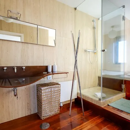 Skyview 2Br With Balcony And Garage