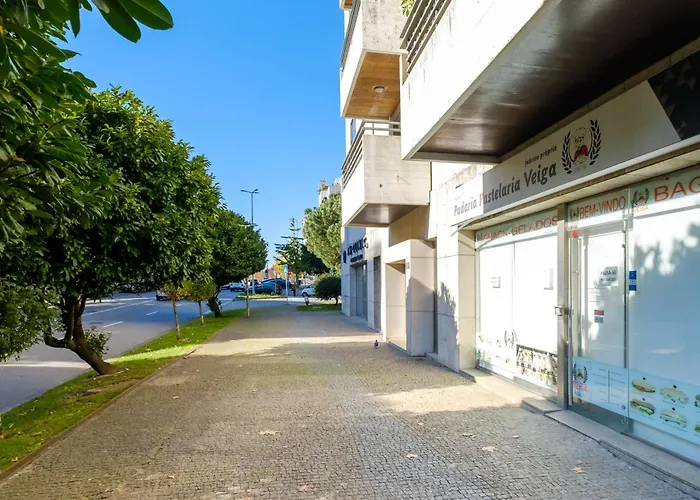Skyview 2br With Balcony And Garage * Porto