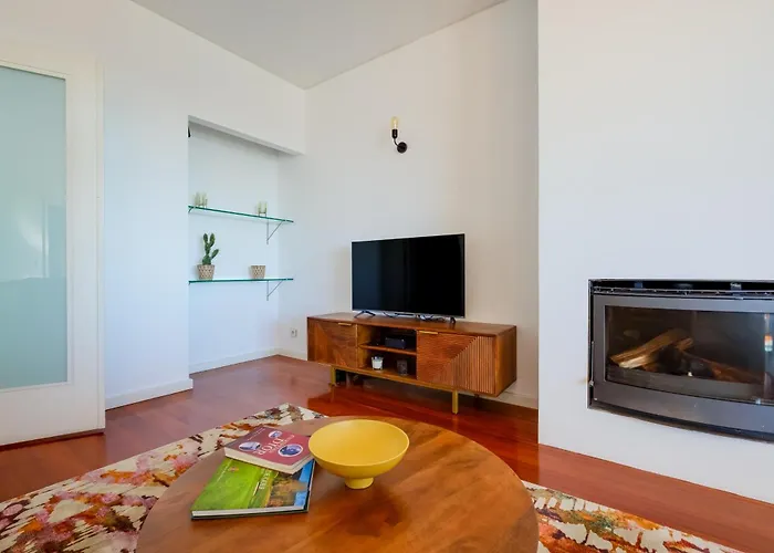 Appartement Skyview 2br With Balcony And Garage *